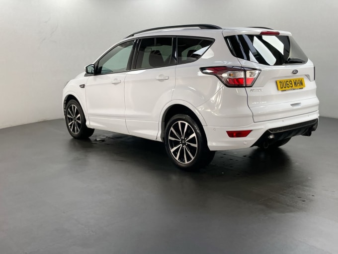 2025 Ford Kuga