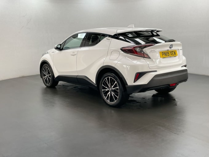 2025 Toyota C-hr