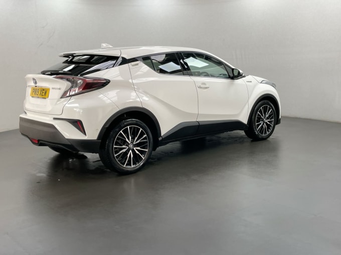 2025 Toyota C-hr