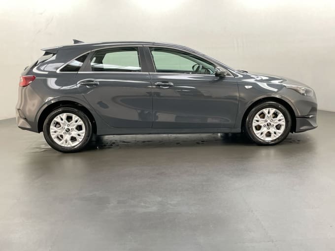 2025 Kia Ceed