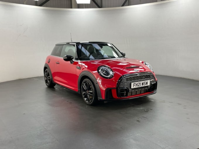 2025 Mini Hatch