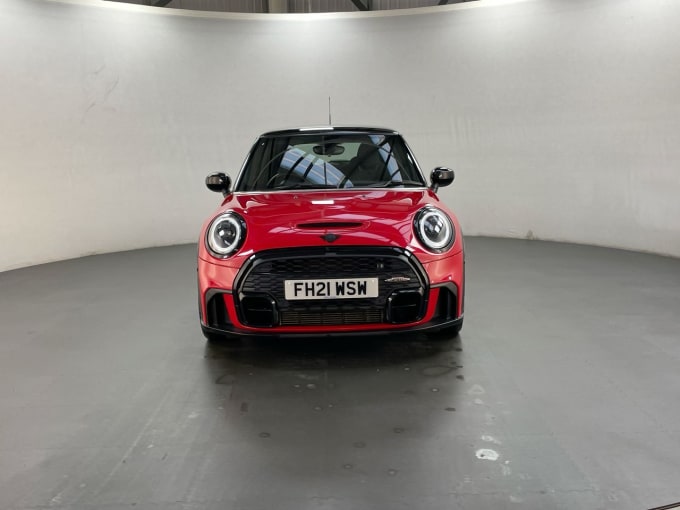 2025 Mini Hatch