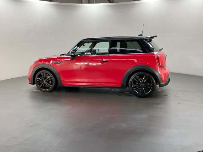 2025 Mini Hatch