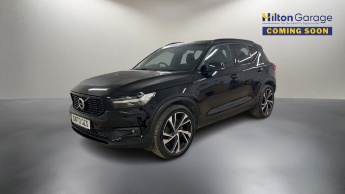 2025 Volvo Xc40