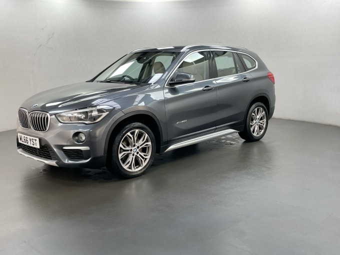 2025 BMW X1