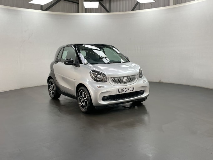 2025 Smart Fortwo