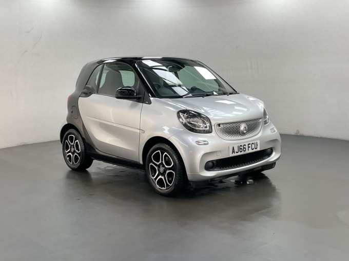 2025 Smart Fortwo