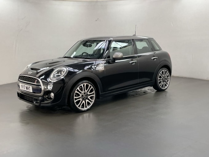 2025 Mini Hatch