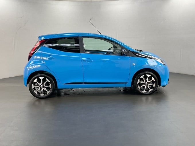 2025 Toyota Aygo