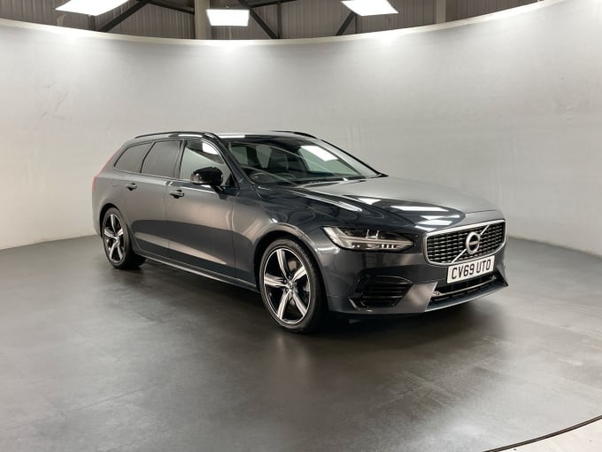 2025 Volvo V90