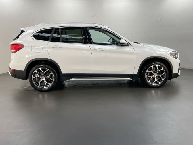 2025 BMW X1