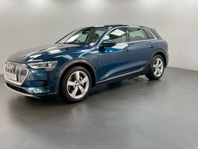 2025 Audi E-tron