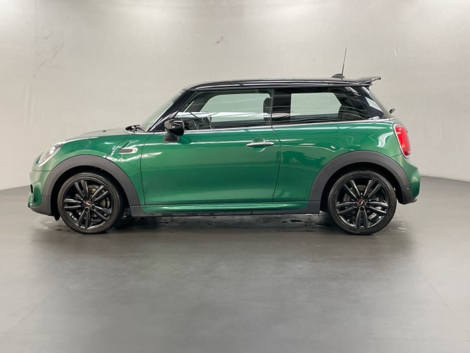 2025 Mini Hatch