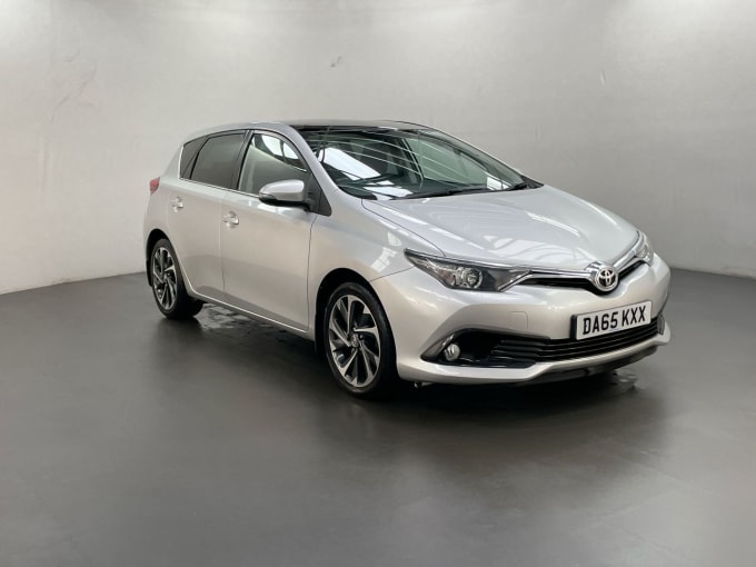 2025 Toyota Auris