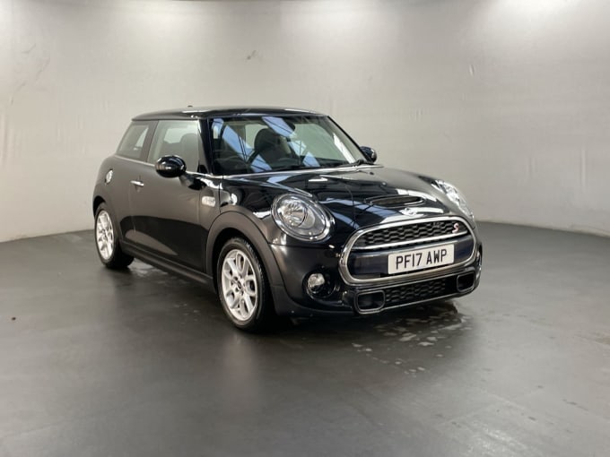 2025 Mini Hatch