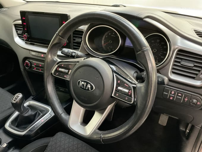 2025 Kia Xceed