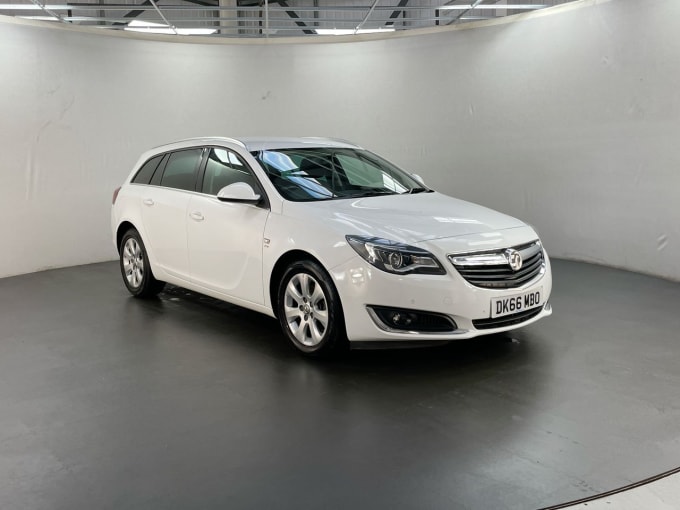 2025 Vauxhall Insignia