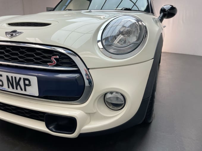 2025 Mini Hatch