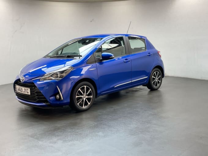 2025 Toyota Yaris