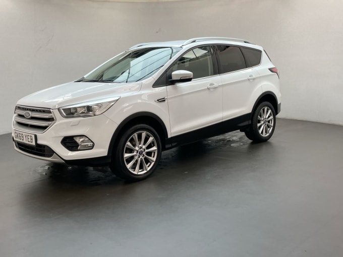 2025 Ford Kuga