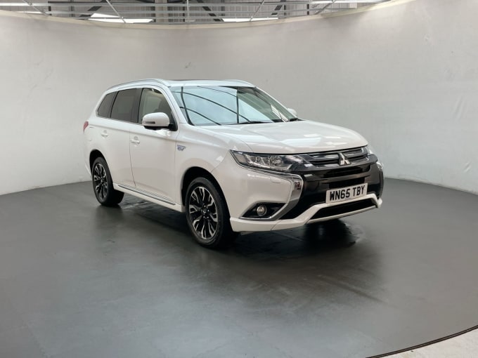 2025 Mitsubishi Outlander