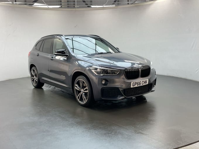 2025 BMW X1