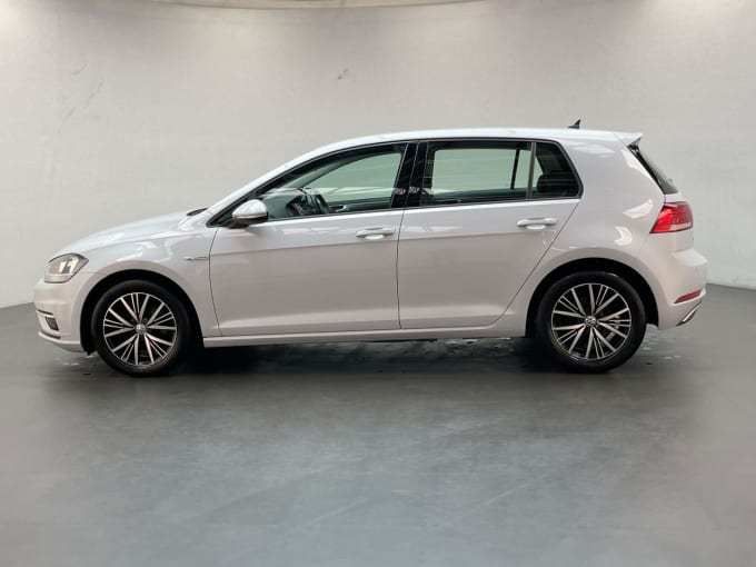 2025 Volkswagen Golf