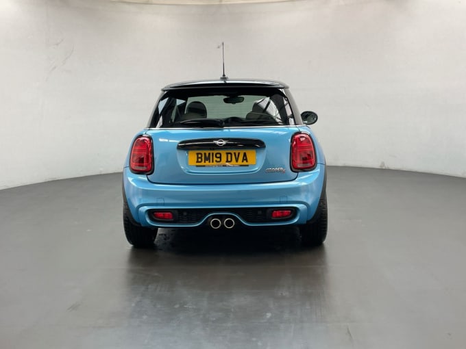 2025 Mini Hatch