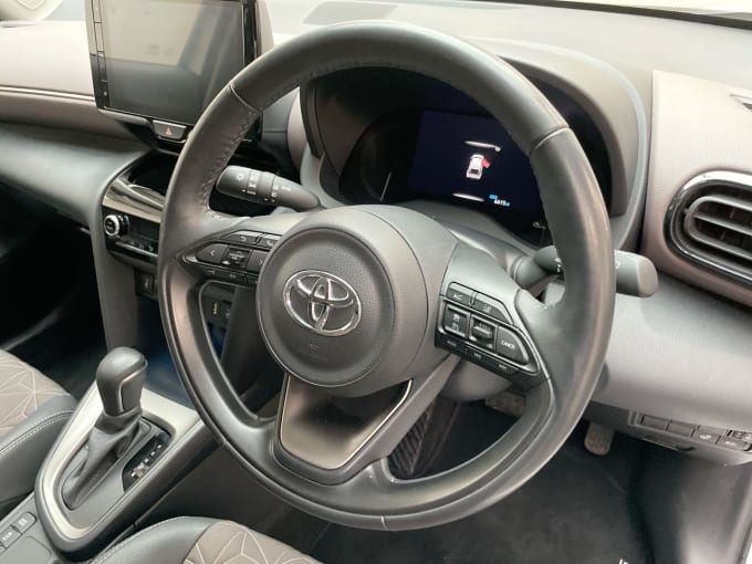 2025 Toyota Yaris Cross