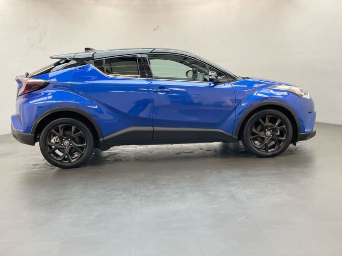 2025 Toyota C-hr