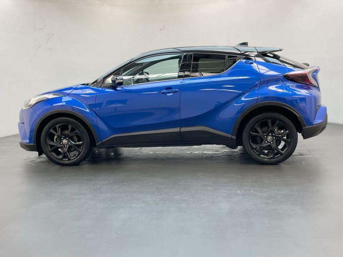 2025 Toyota C-hr