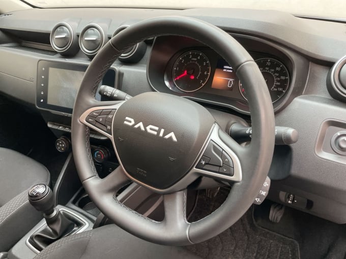 2025 Dacia Duster