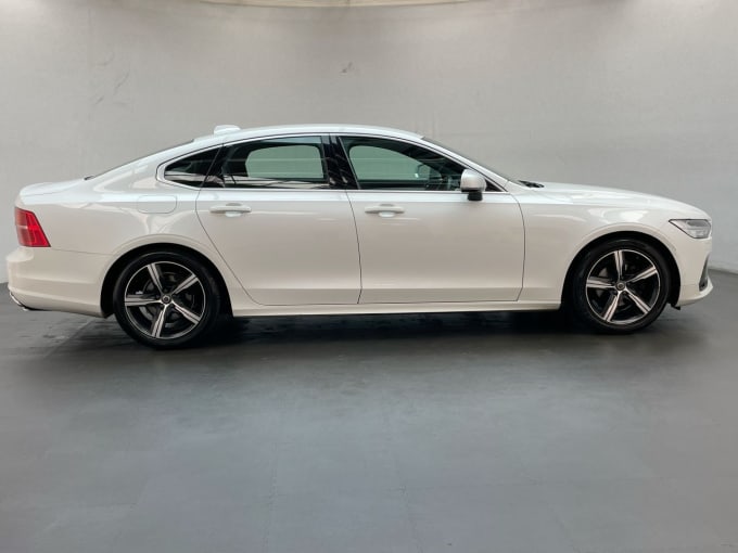 2025 Volvo S90