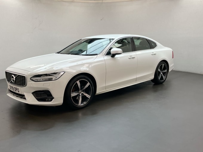 2025 Volvo S90