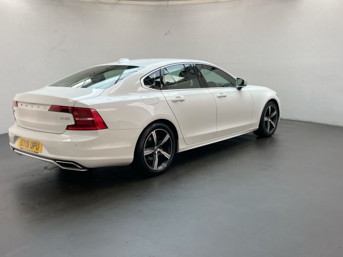 2025 Volvo S90