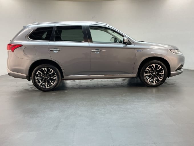 2025 Mitsubishi Outlander