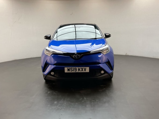 2025 Toyota C-hr