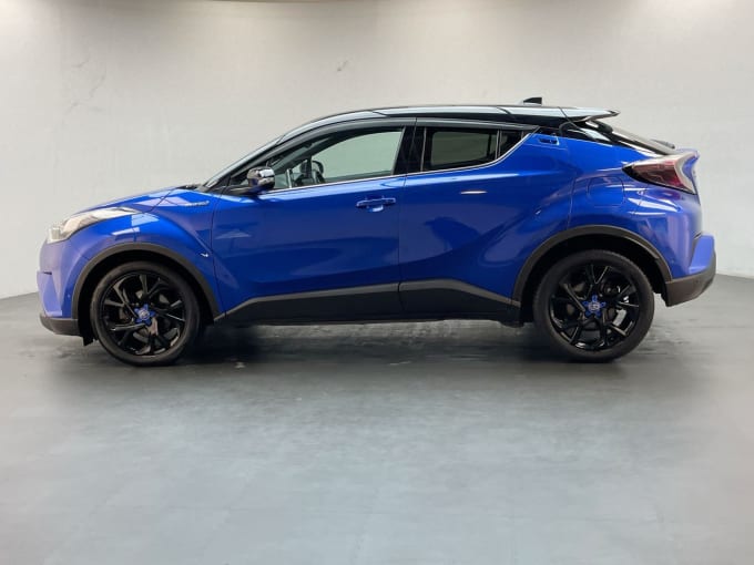 2025 Toyota C-hr