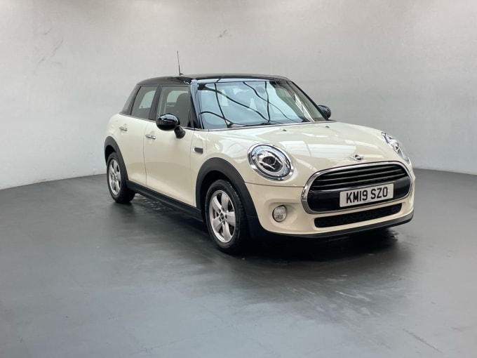 2025 Mini Hatch