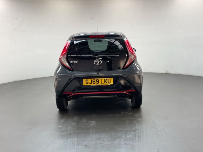 2025 Toyota Aygo