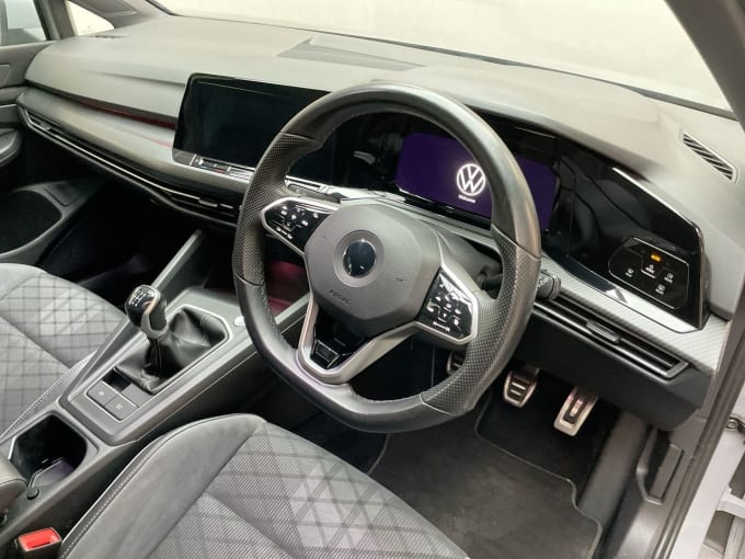 2025 Volkswagen Golf