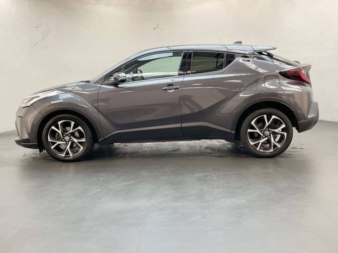 2025 Toyota C-hr