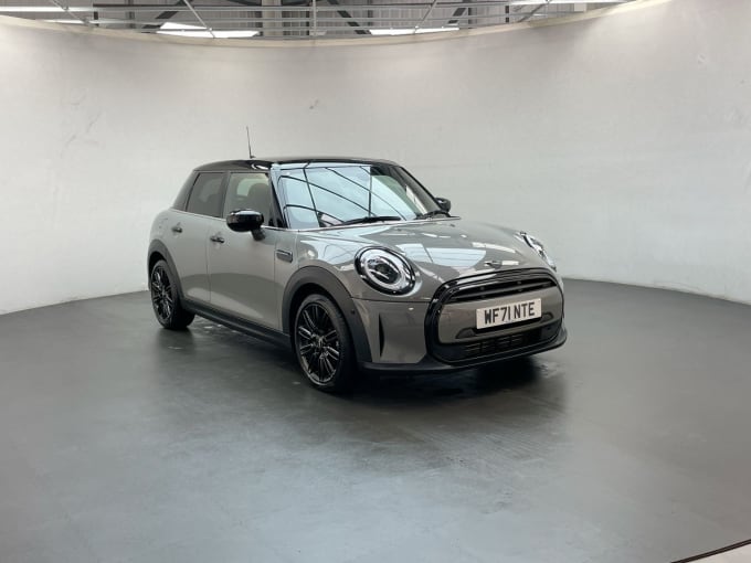 2025 Mini Hatch