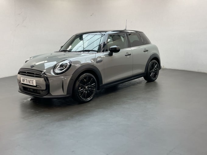 2025 Mini Hatch