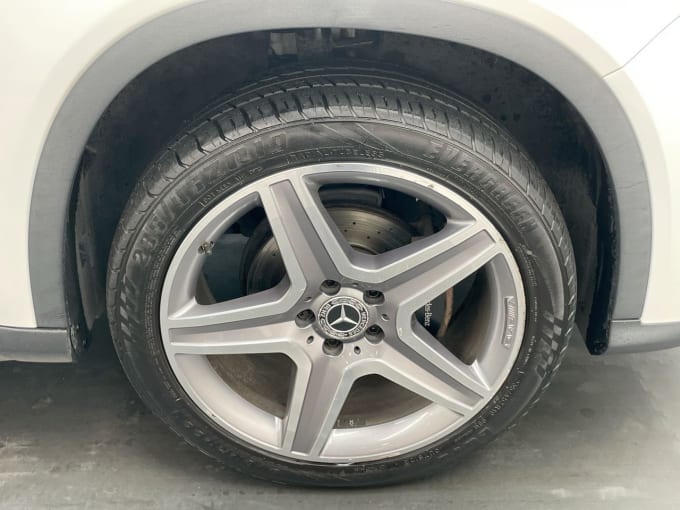 2025 Mercedes-benz 180