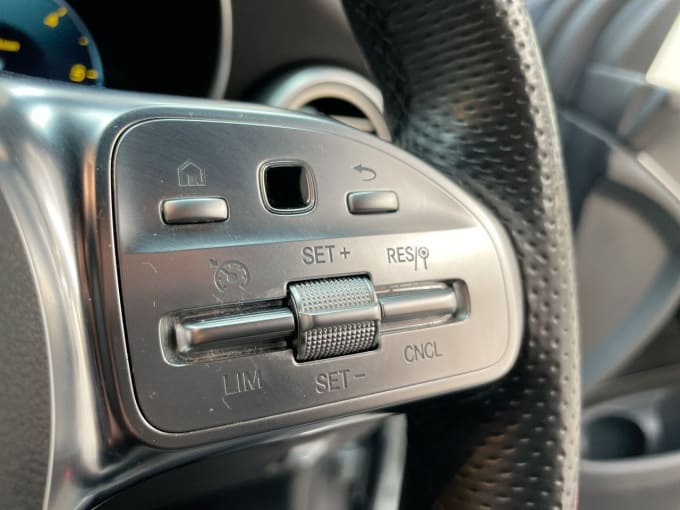 2025 Mercedes-benz Glc