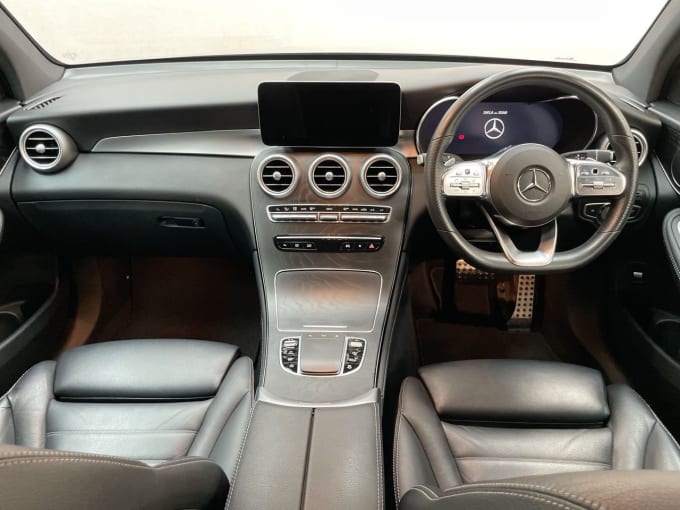 2025 Mercedes-benz Glc