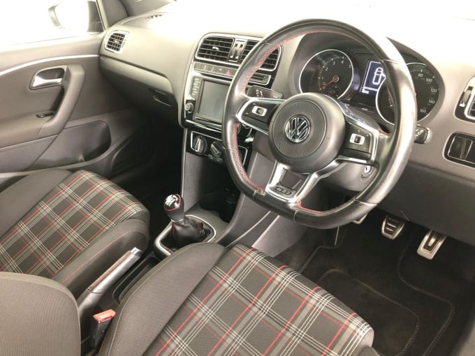 2017 Volkswagen Polo