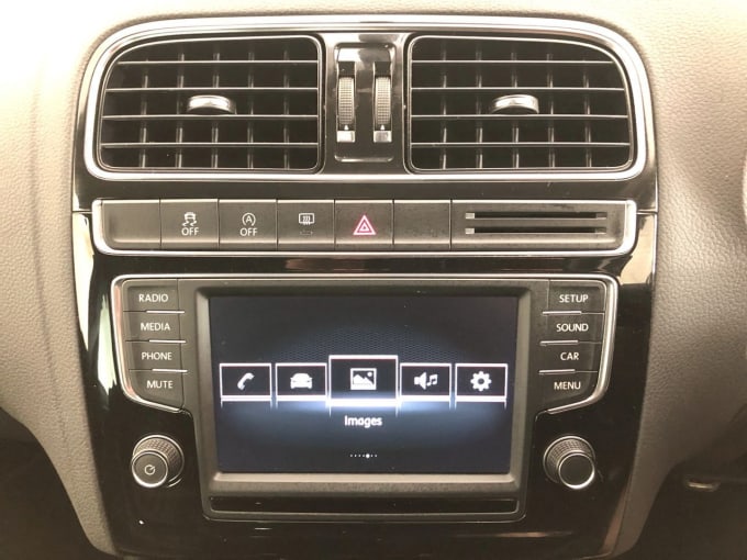 2017 Volkswagen Polo
