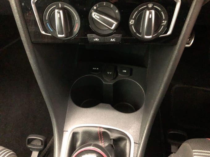 2017 Volkswagen Polo